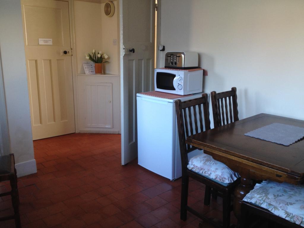 Rhuddlan House Villa Стая снимка